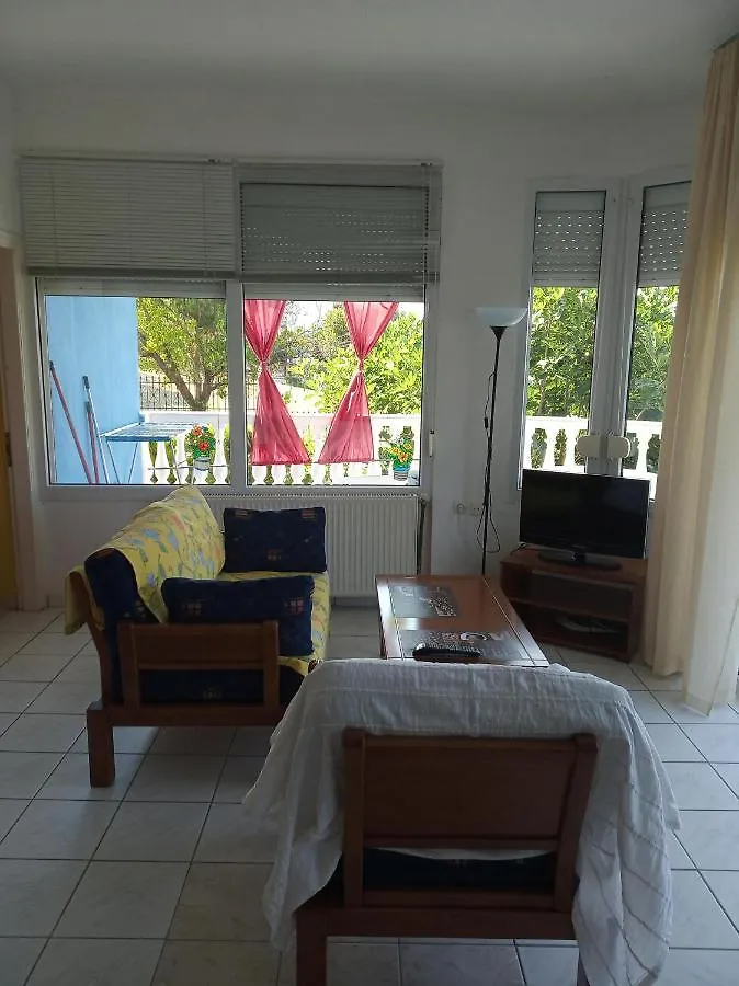 Europa Apartments Stefanos クリオピギ